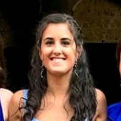 Laura (Farmacéutica)